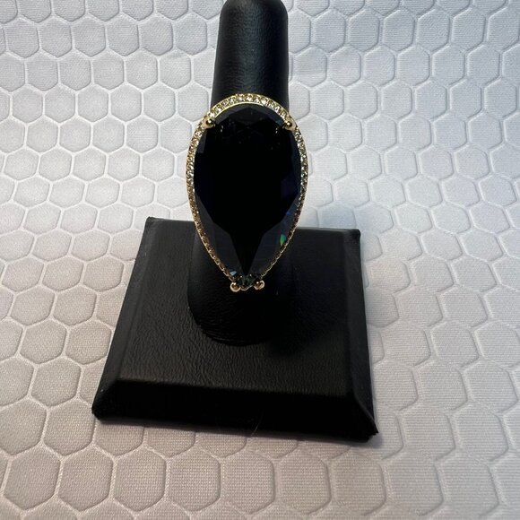 Radiant Cut Sapphire Ring Gold Cocktail Ring Solitaire - Picture 1 of 2